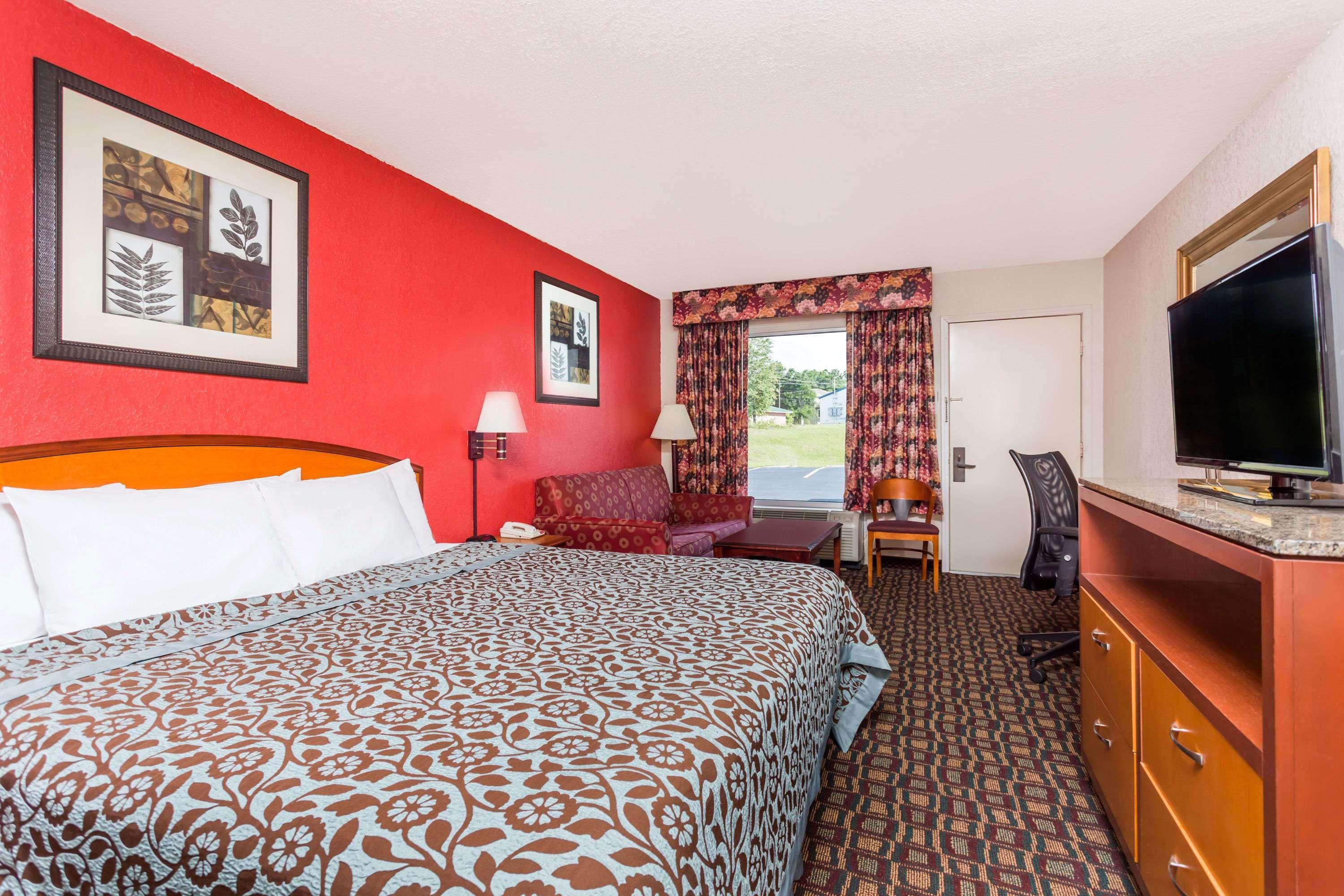 Days Inn By Wyndham Augusta Wheeler Road Exteriör bild