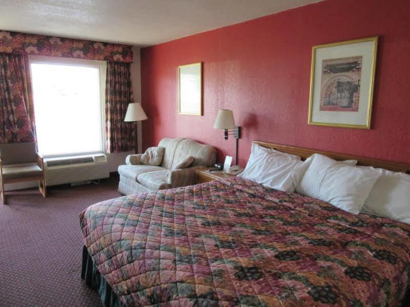 Days Inn By Wyndham Augusta Wheeler Road Exteriör bild
